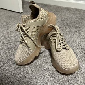 Steve Madden Women's Ganzo Sneaker Blush Beige